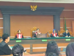 PN Manado Gelar Sidang Perdana Pidana Pemilu Dugaan Politik Uang Liempepas Bersaudara