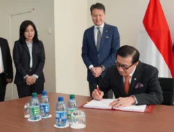 Menkumham Tanda Tangan Traktat Internasional Tentang Sumber Daya Genetik dan Pengetahuan Tradisional