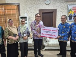 Bank SulutGo Serahkan Dividen Rp 5,2 M dan Bantuan Rp 626 juta Untuk CSR ke Pemkot Gorontalo